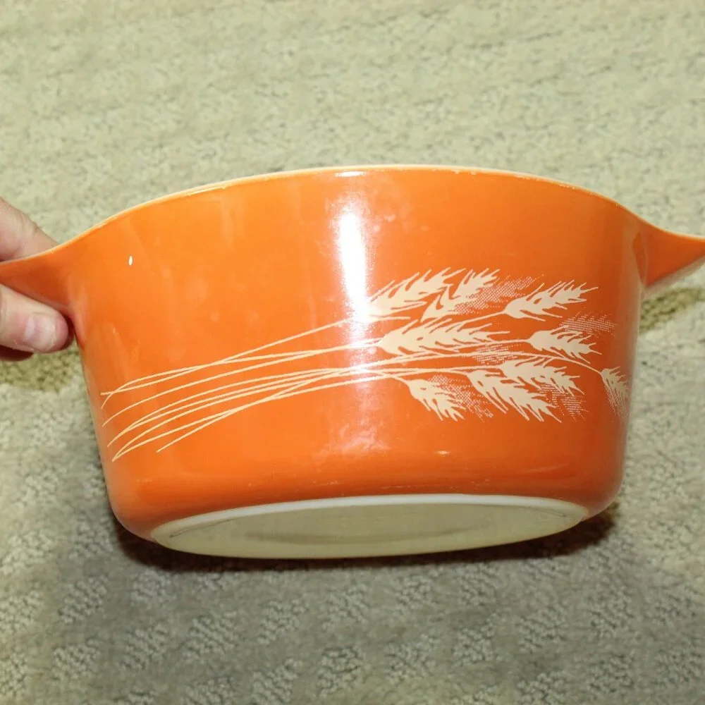 Pyrex Autumn Harvest Casserole Set Of 3 With Matching Lids #475B, #474B, #473B